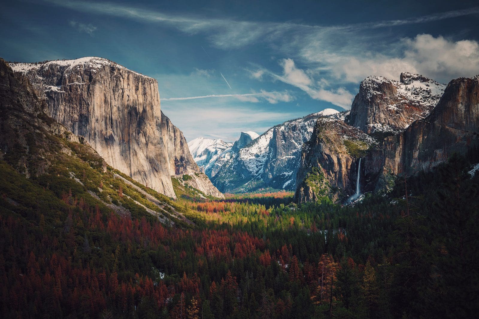 photo of yosemite national park valley