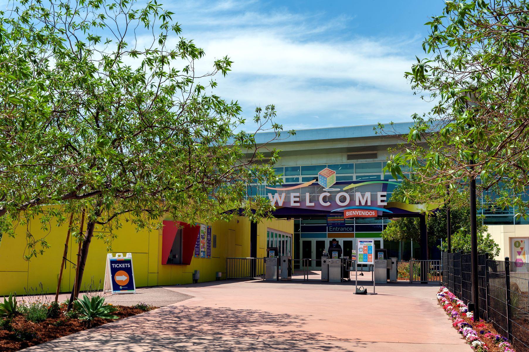 Discovery Cube Teachers Discount Club